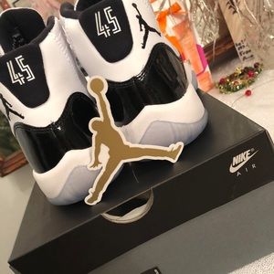 Air Jordan 11 Big Kids Concords